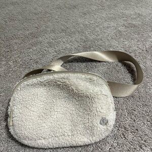 lululemon athletica Cream Sherpa Everywhere Belt Bag